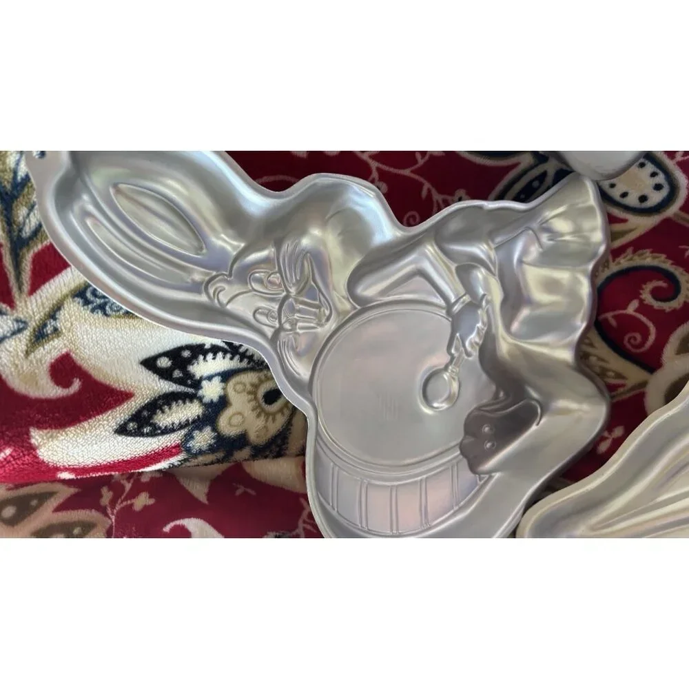 Bugs Bunny Cartoon Wilton Cake Pan Lot Of 3 New Vintage  Looney Tunes Doc Face